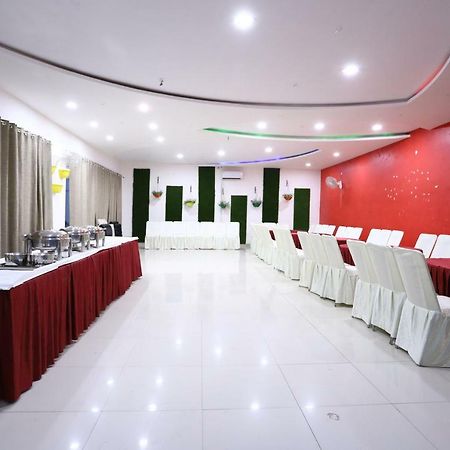 Diwan Hotel And Restaurant Surkhi Buitenkant foto