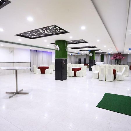 Diwan Hotel And Restaurant Surkhi Buitenkant foto