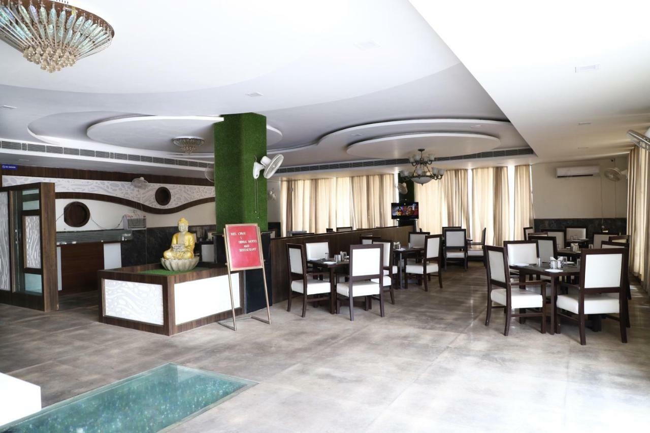 Diwan Hotel And Restaurant Surkhi Buitenkant foto